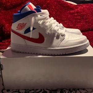 Air Jordan 1 mid USA